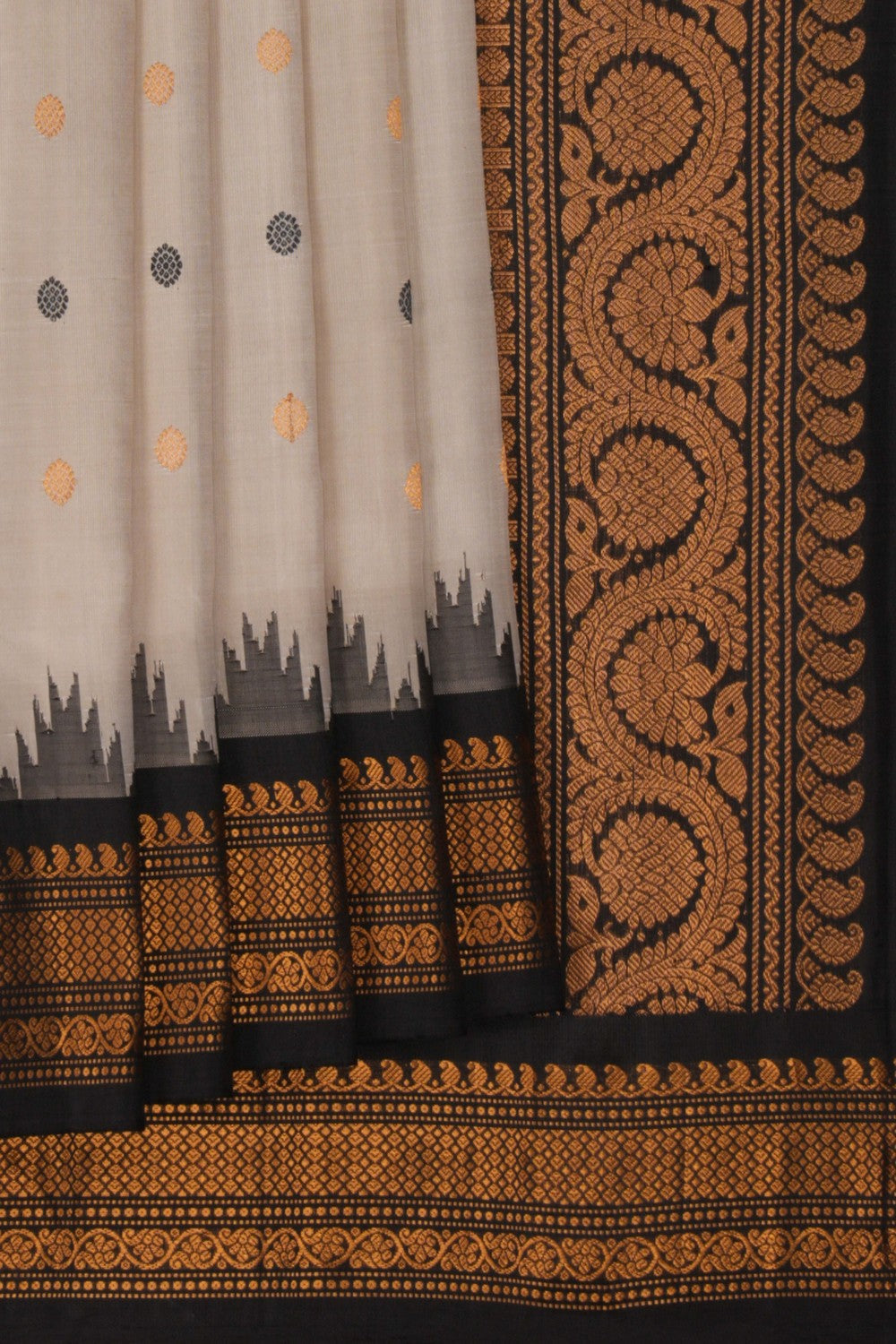 Image of Gadwal Silk Off-White Saree